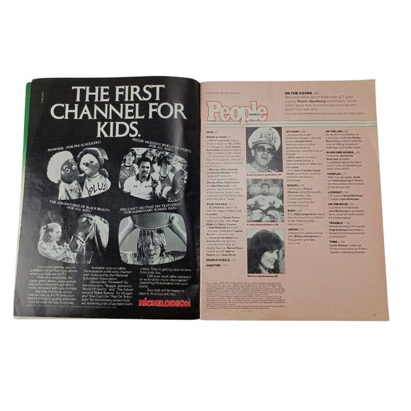 People Weekly Magazine August 23, 1982 E.T. The Extraterrestrial, John Travolta - Picture 2 of 9